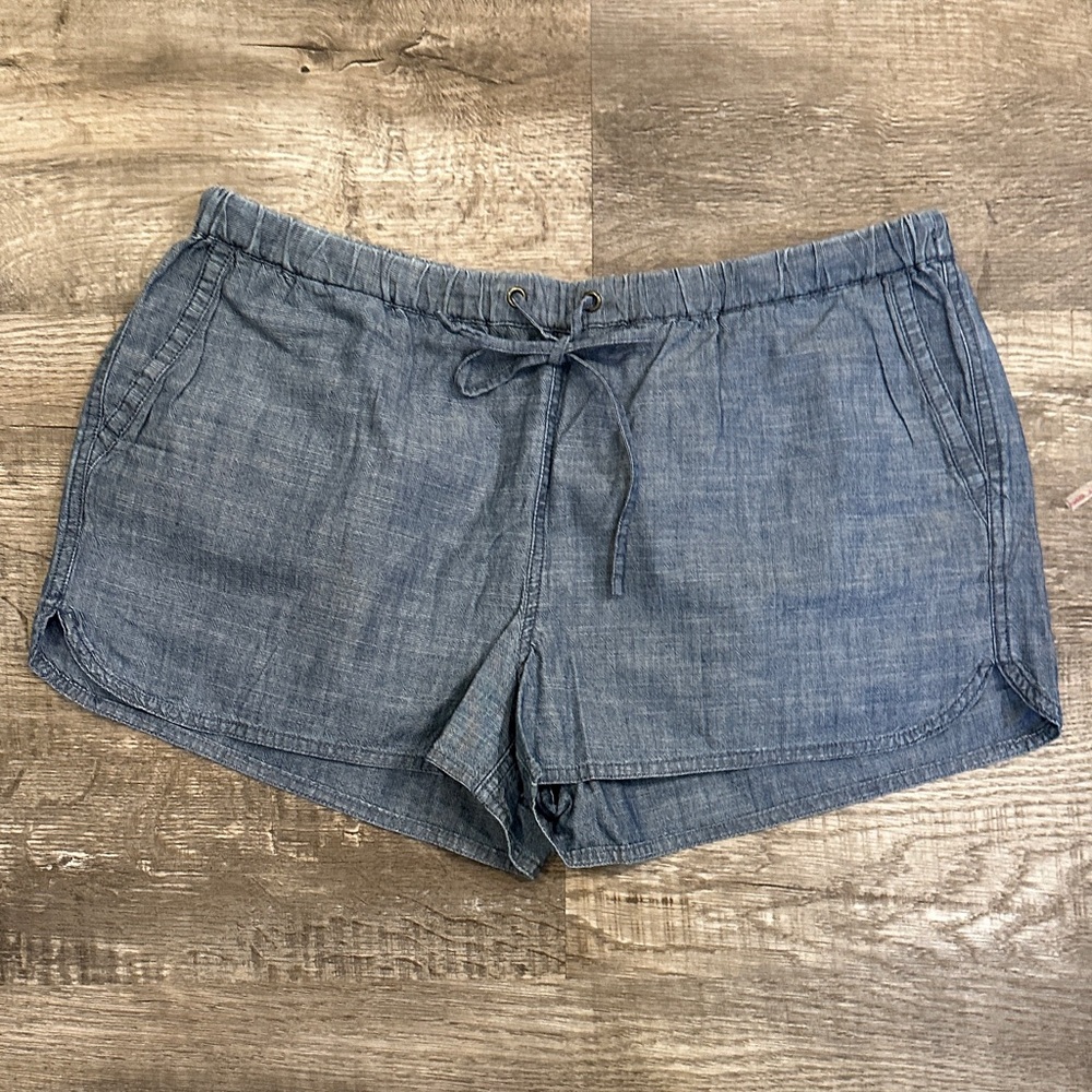 J. Crew Women's Large Blue‎ Casual Shorts